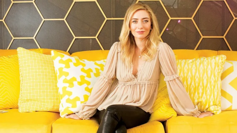 Bumble founder Whitney Wolfe Herd set to reclaim her CEO position in March.