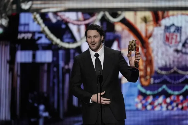 NFL Awards 2025: Top Winners, Rookie & Coaching Honors