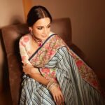 Dia Mirza in a sleek saree styled for a tall, slim desi It Girl look with perfect draping